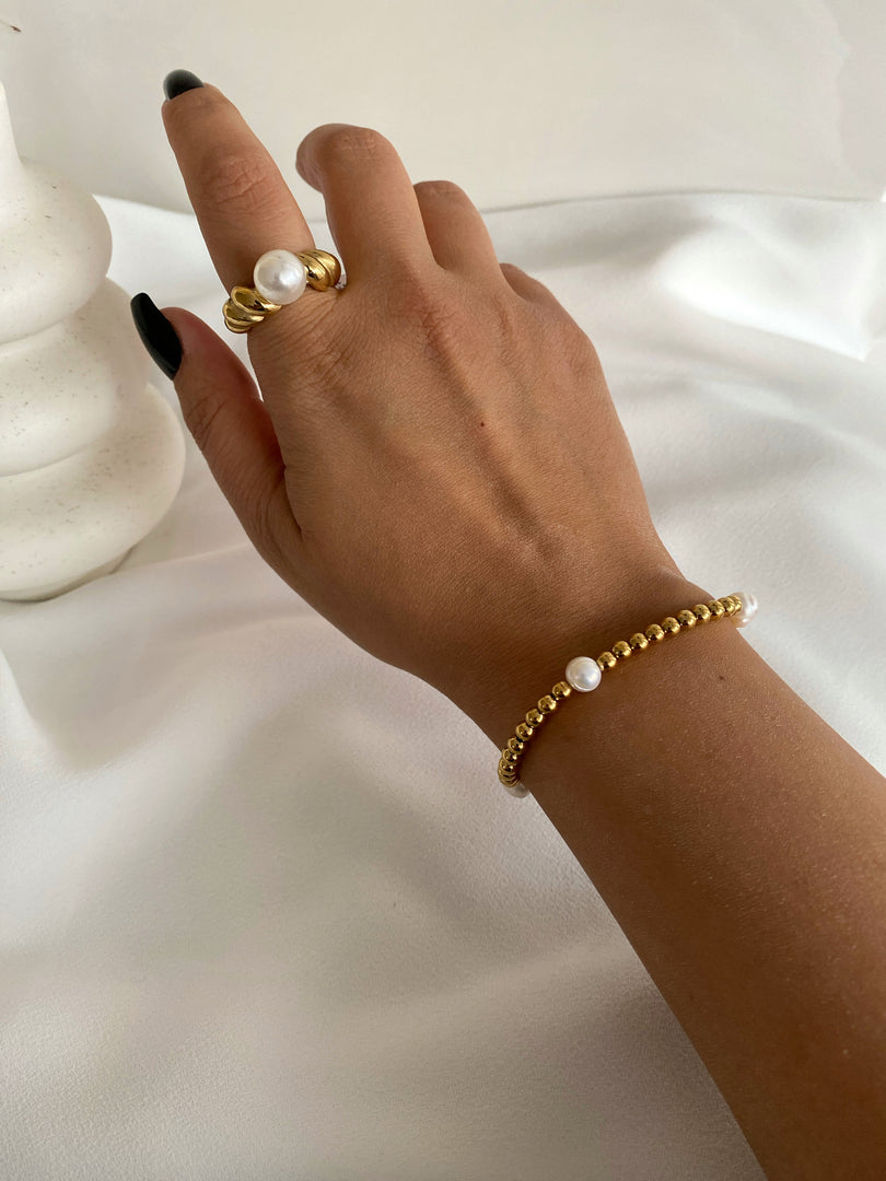 Twisted Pearl Ring